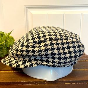 Trendy Weaved Fabric Unisex Express Newsboy Hat